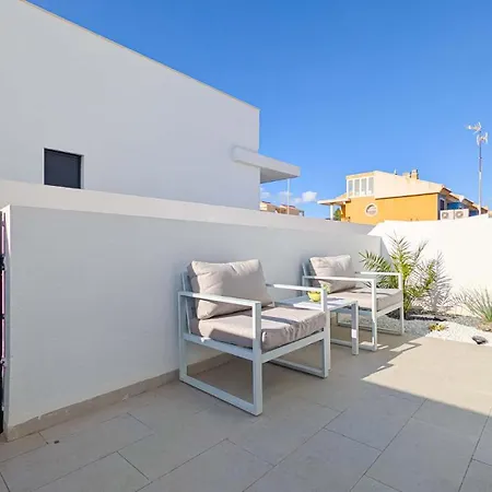 Vela Blanca Apartment