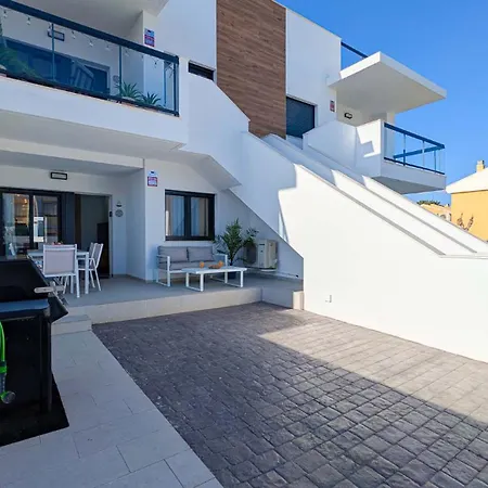 Vela Blanca Apartment
